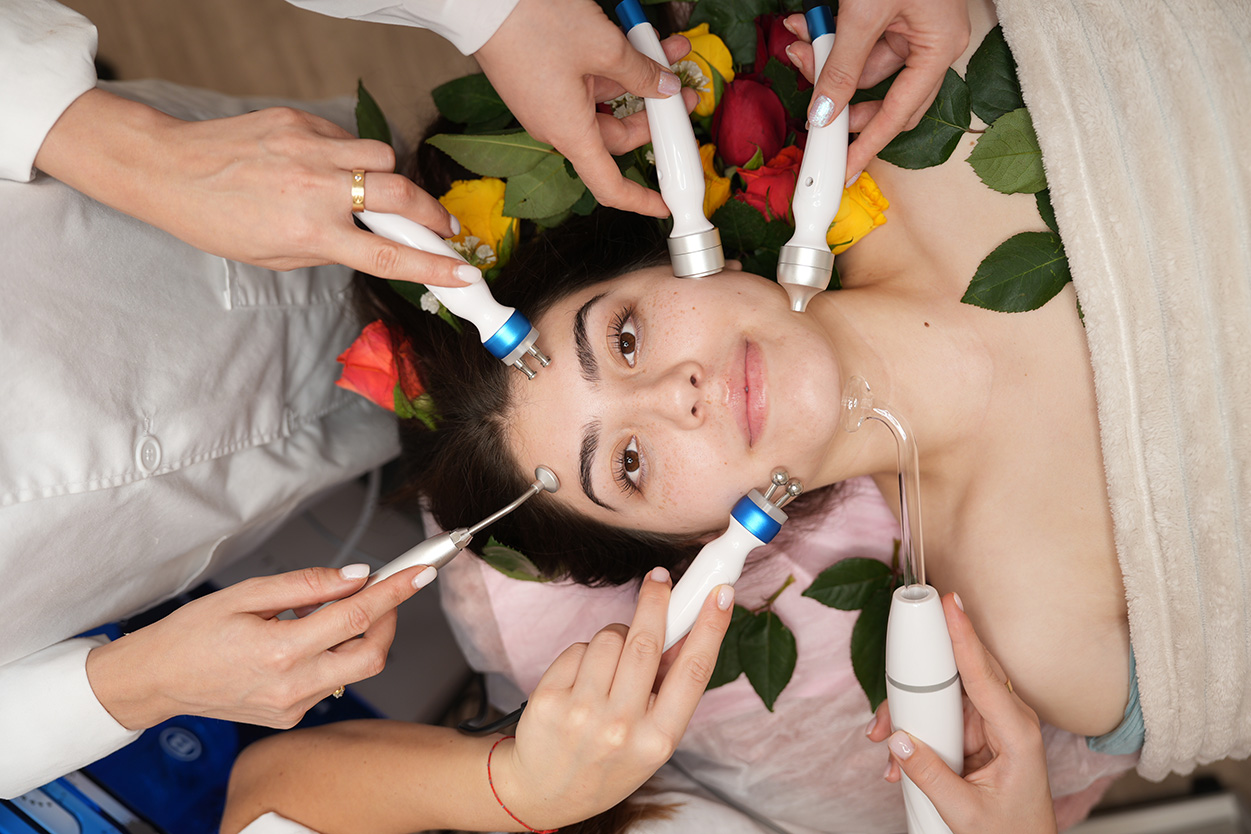 RF Therapy + Microneedling